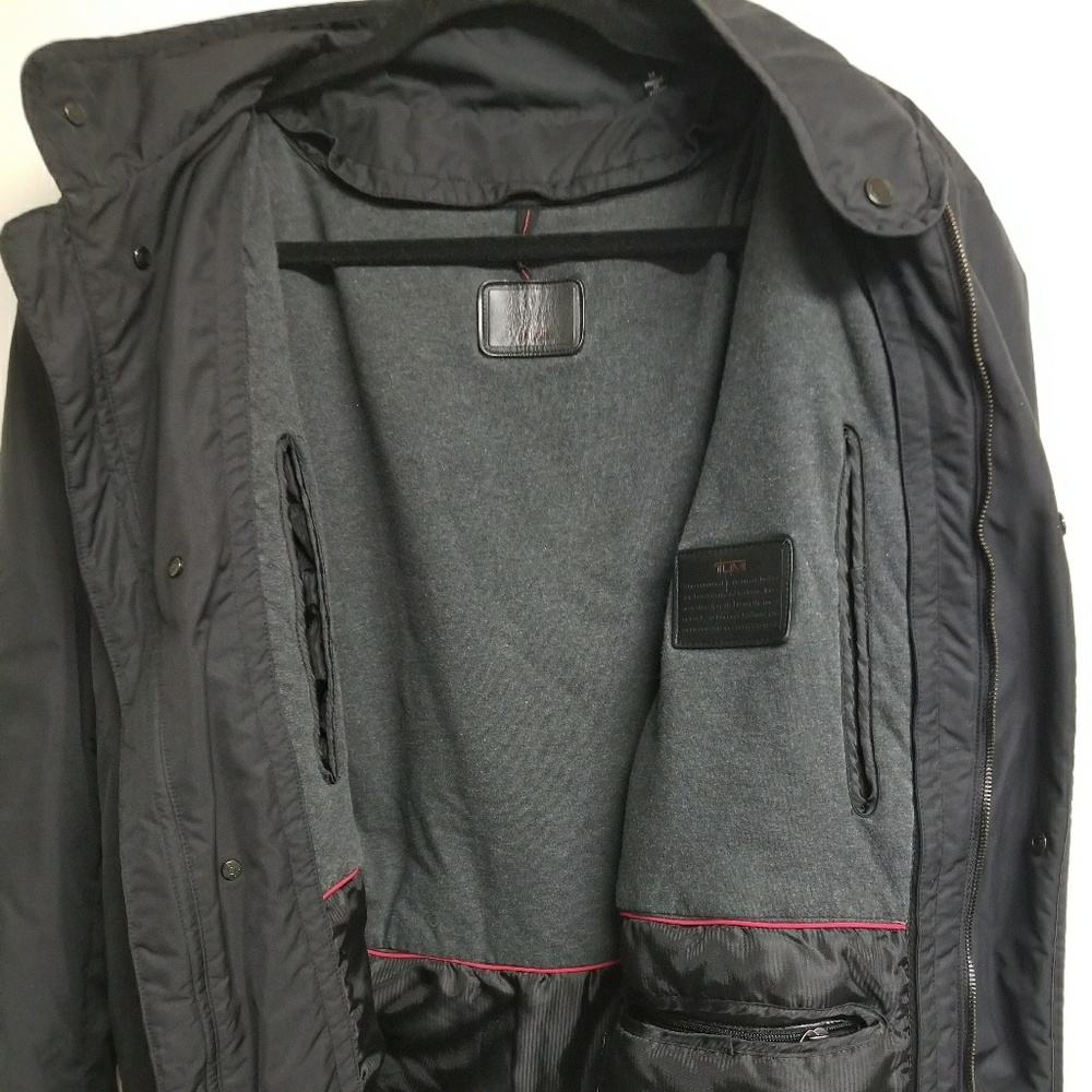 Men’s Tumi Black Commuter Jacket Water resistant! - Picture 3 of 5